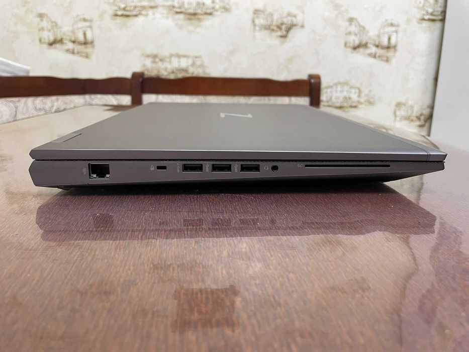 Ноутбук 17 FHD HP ZBook Fury 17 G7 (i7-10750H/16/SSD 512/AMD RX 5500M)