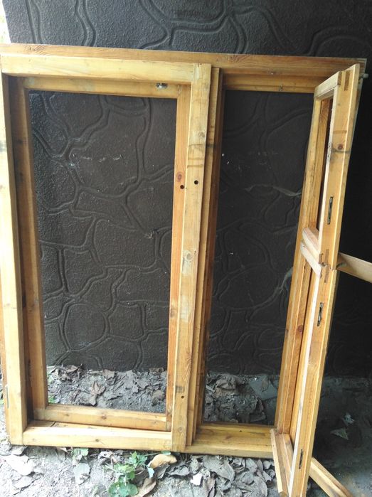 Окна деревянные, с рамой