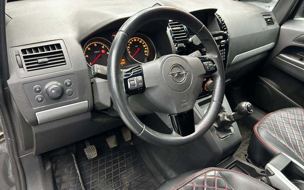 Opel Zafira 2010