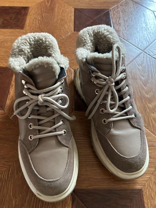 Черевики зимові 38 розміру