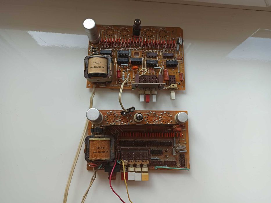 Плати часы электроника годинника на лампах зроби сам БЕЗКОШТОВНА ОЛХдо