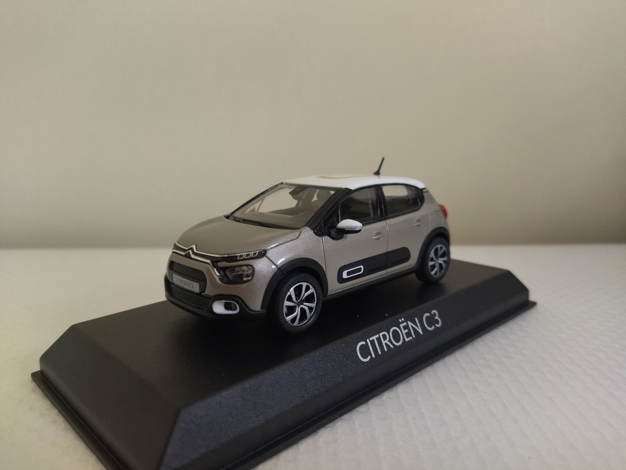 Miniatura Citroen C3 Nova 1/43