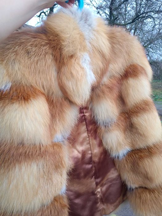 Продам гламурну жилетку Лисичка