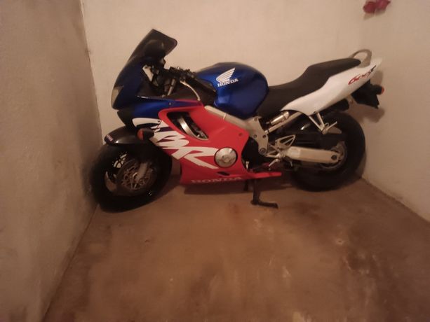 Honda cbr 600 f4