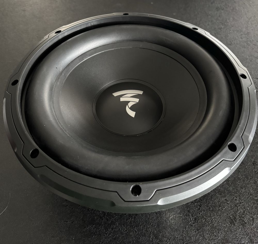 Głośnik basowy Focal RSB- 250  25cm jak nowy