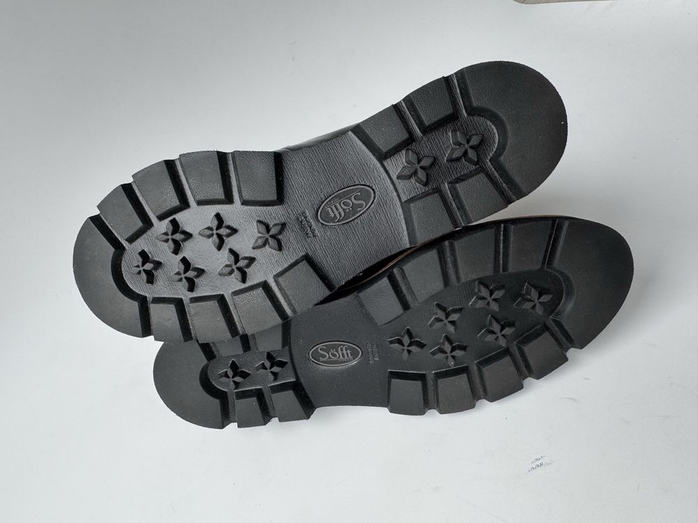 Söfft Prewitt czarne mokasyny damskie skorzane lakierowane 7M 23,5cm