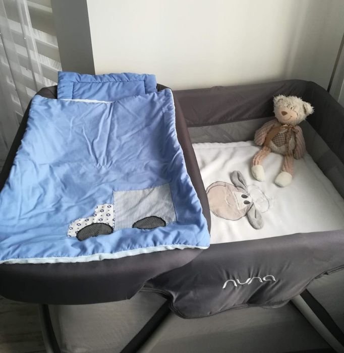 Łóżeczko turystyczne nuna z przewijakiem