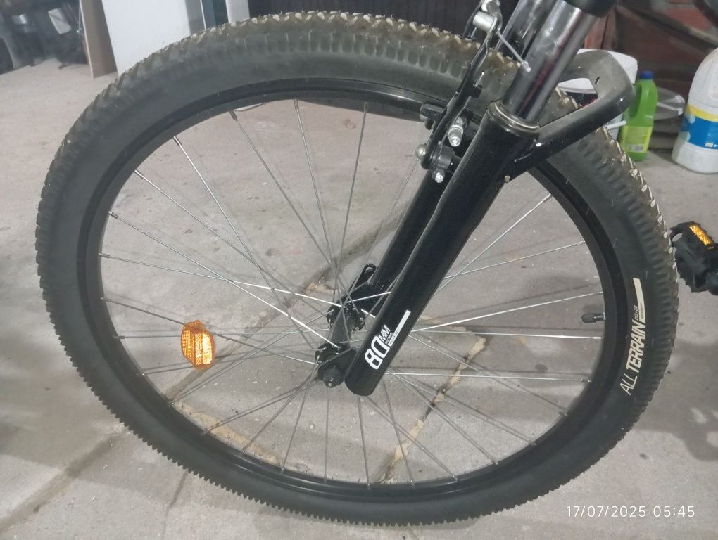 BTT 27,5” Preta – Quase Nova, Ideal para Cidade e Trilhas!