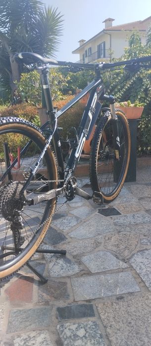 Varias em stock como novas