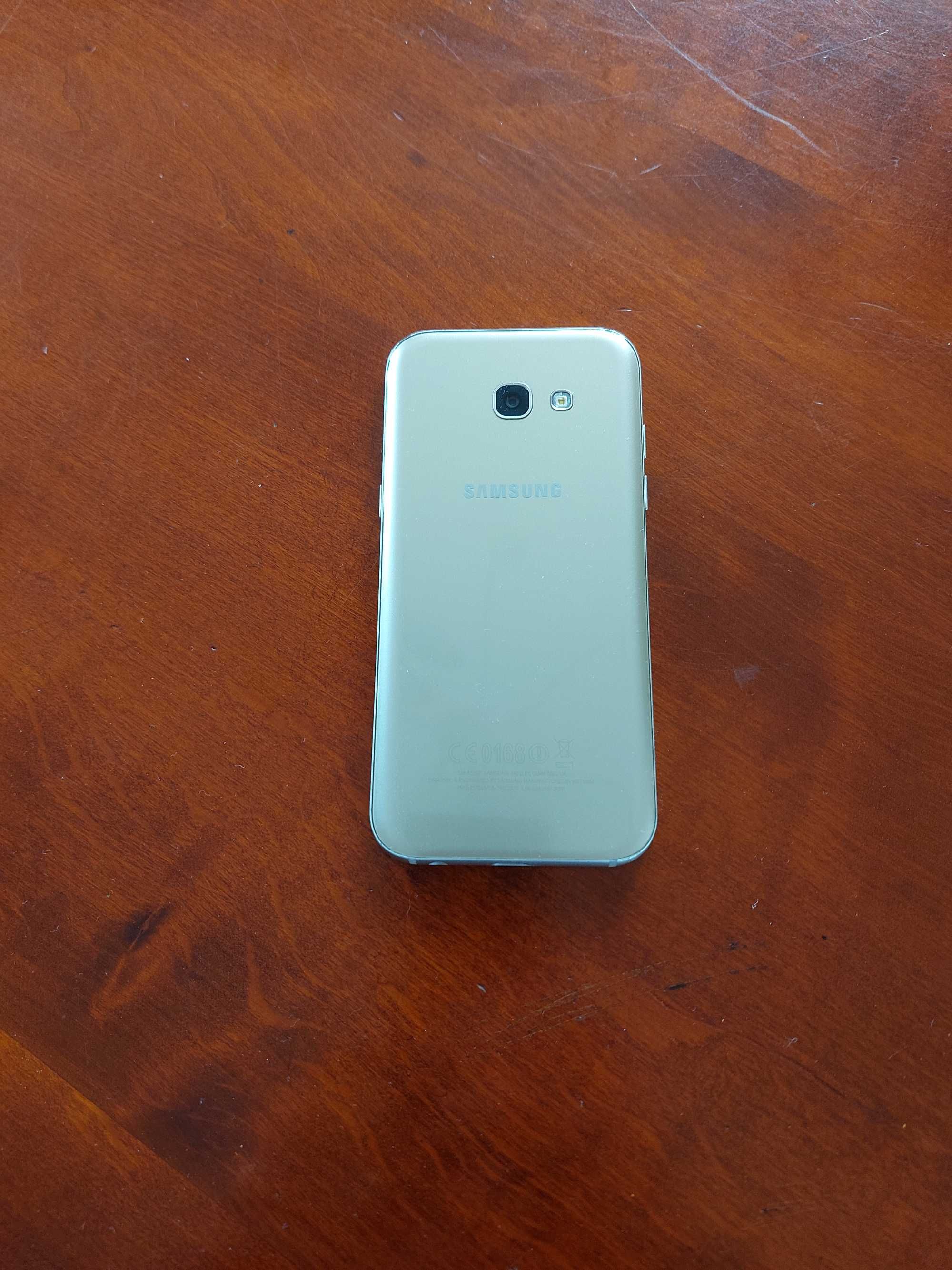 Samsung galaxy A5 złoty