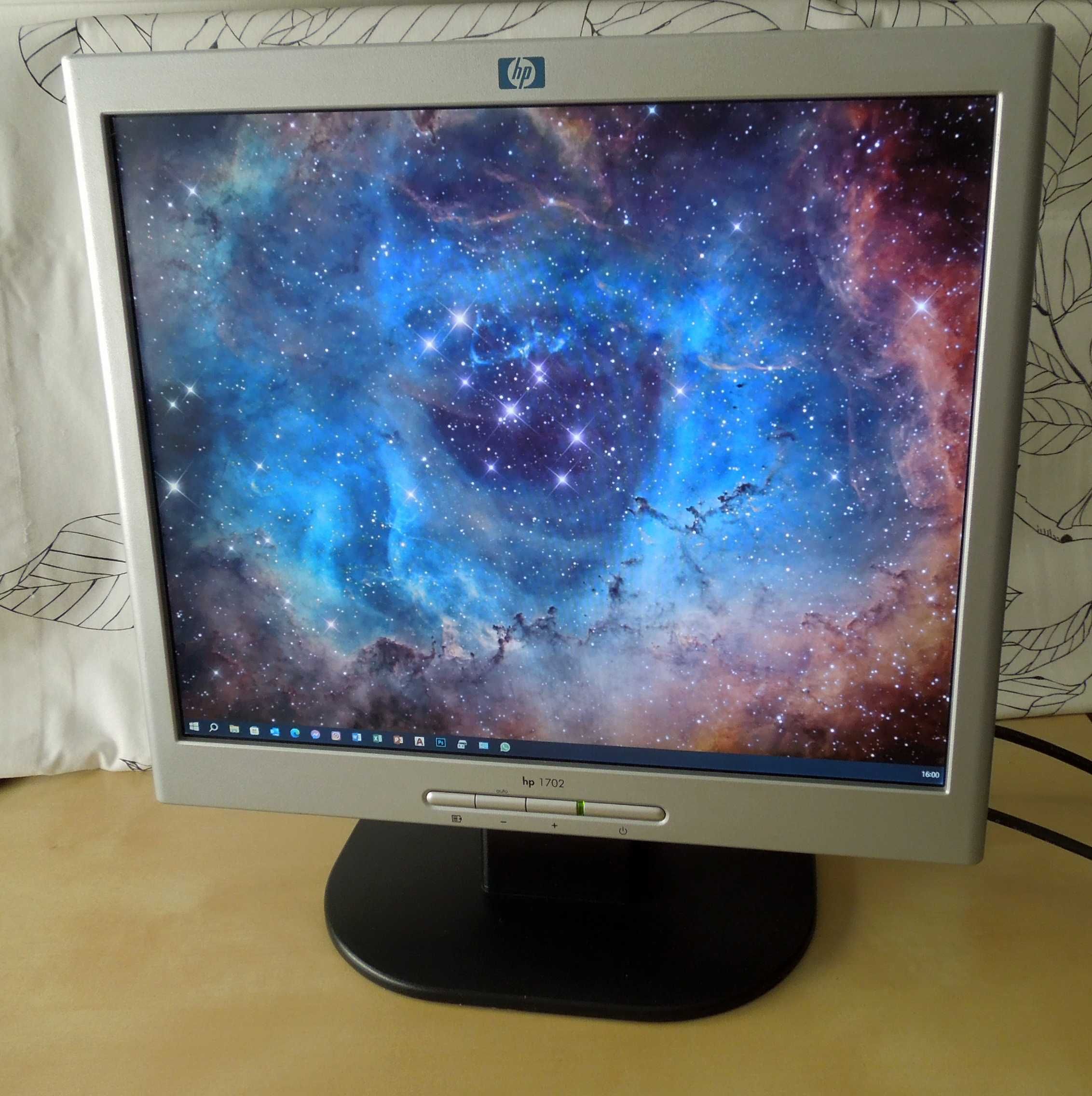 Monitores LCD 17'' - Samsung 171S, HP L1702 - 15€