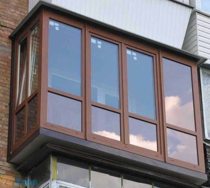 Балконы, лоджии из металлопластика.