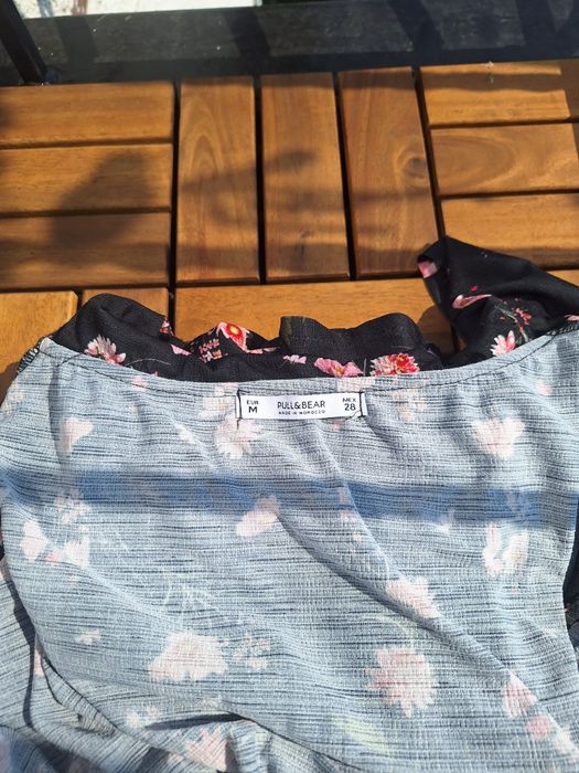 Kwiatowy kombinezon Pull&Bear