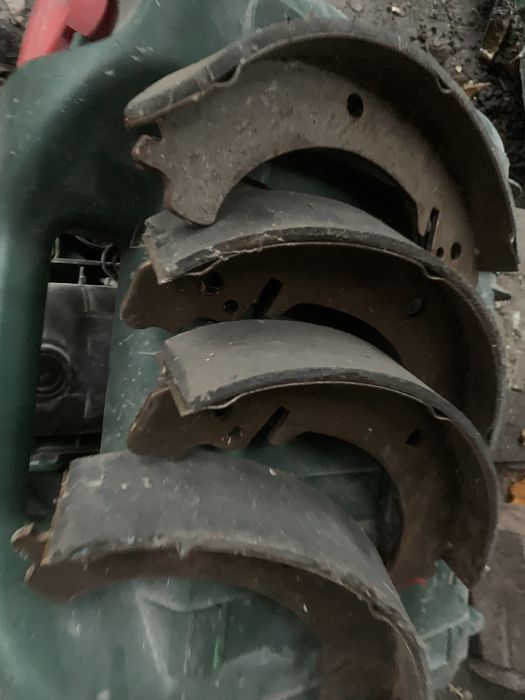 Задні тормозні колодки Нові. ваз 2101 2103 2104 2106 2107