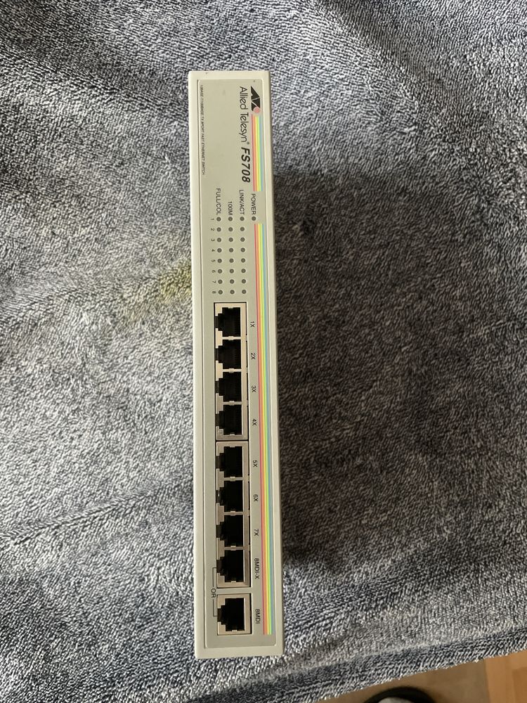Fast Ethernet Switch Allied Telesyn 8 portas