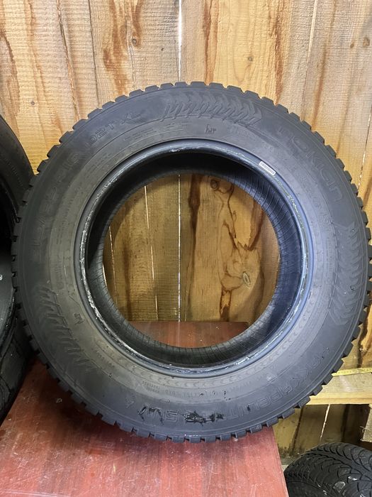 Шини 215 65 16 NOKIAN