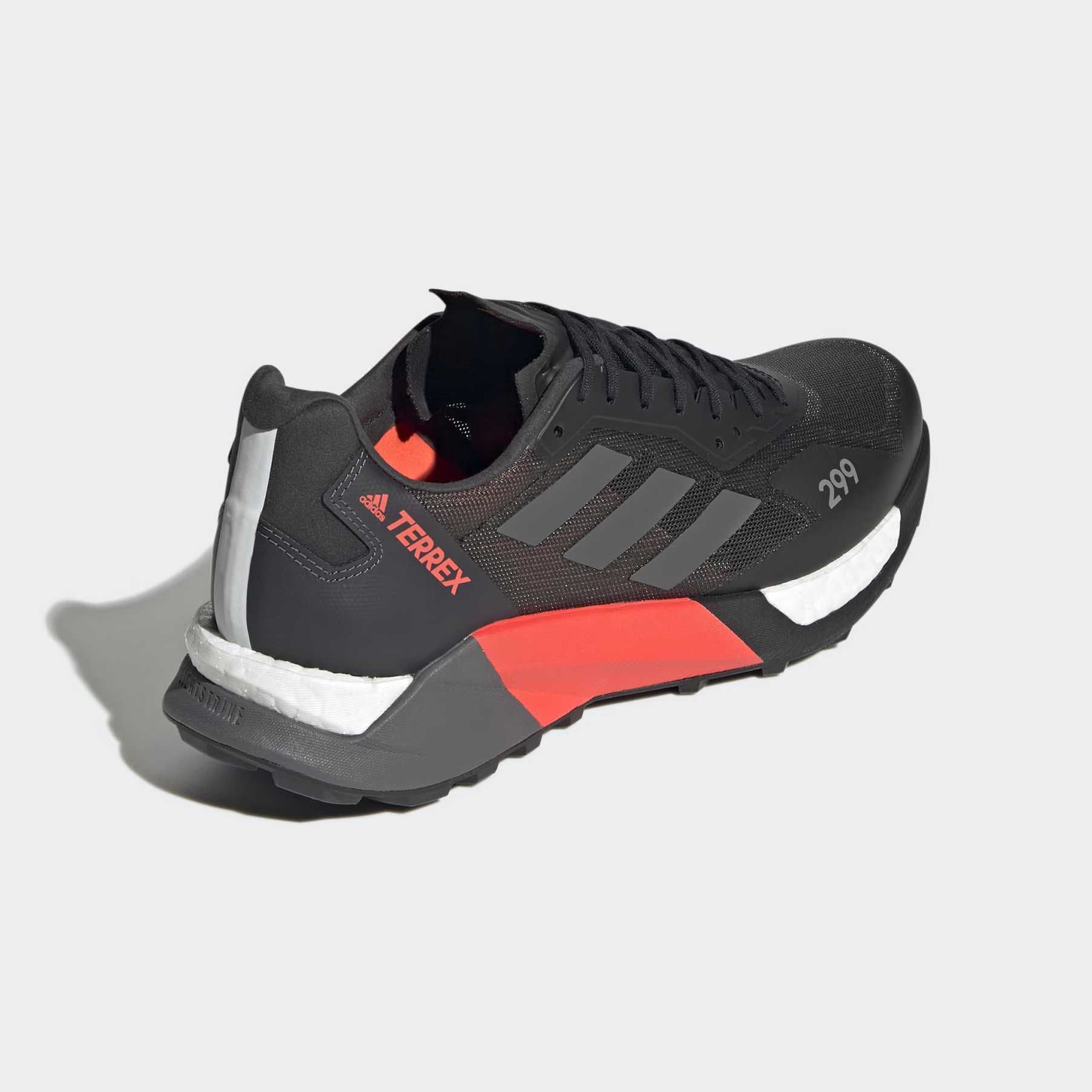 Adidas męskie buty trailowe Terrex Agravic Ultra r. 42 2/3 | FY7628