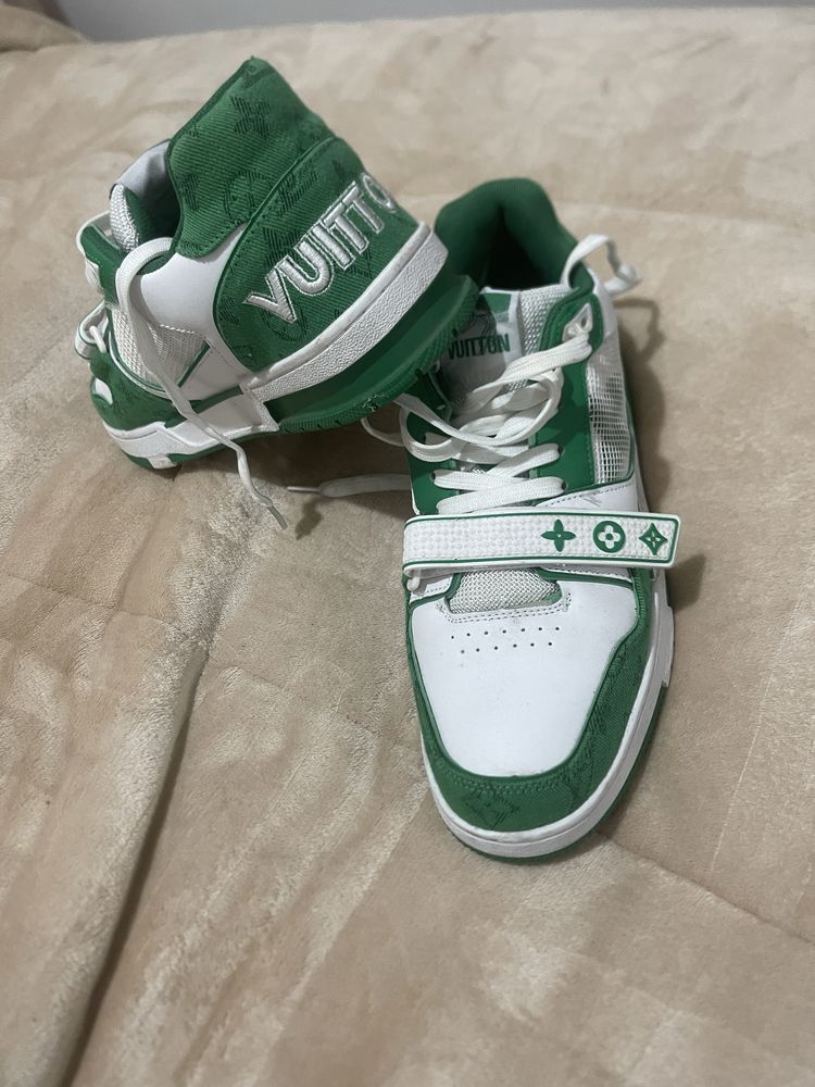 Ténis Louis Vuitton