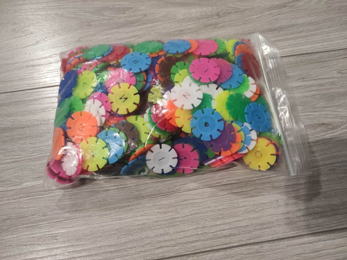Klocki konstrukcyjne edukacyjne dla dzieci, nieużywane