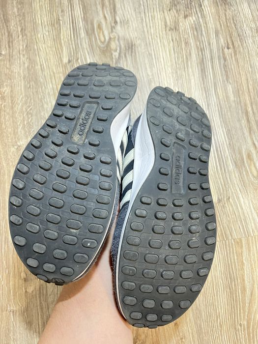 Кросівки adidas