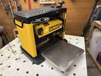 Grubościówka DeWalt DW733
