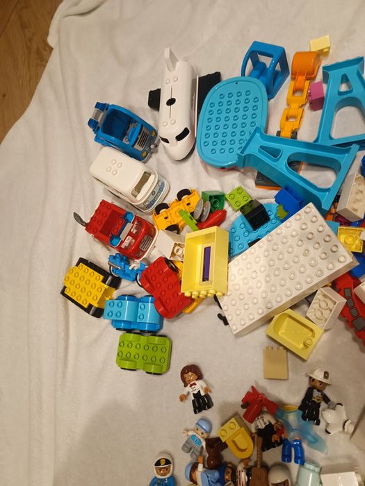 Lego Duplo mix domek, pojazdy, ludziki, zwierzęta