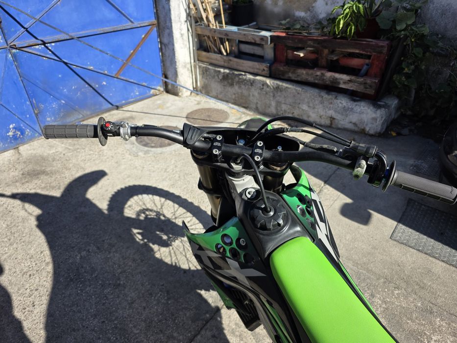 Kawasaki kxf 250 matriculada