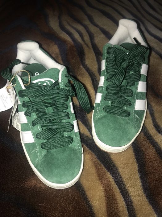 Кросівки нові 40 розмір, оригінал, устілка 26см