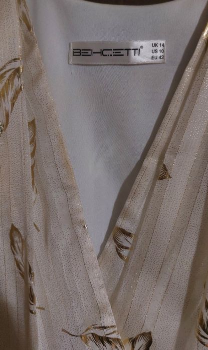 Bardzo elegancka sukienka Behcetti na wyjątkową okazję
