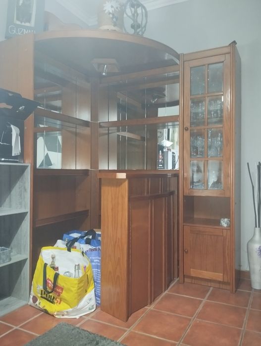 Venda de bar em bom estado