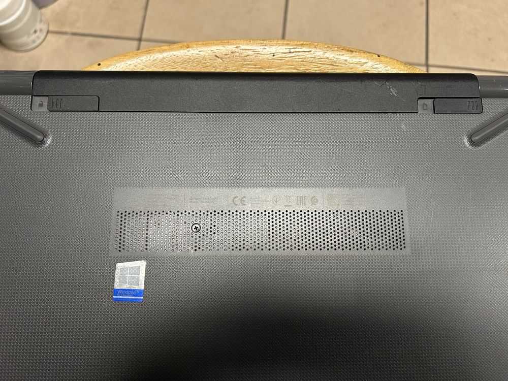 HP 250 G6 I5 uszkodzona plyta główna