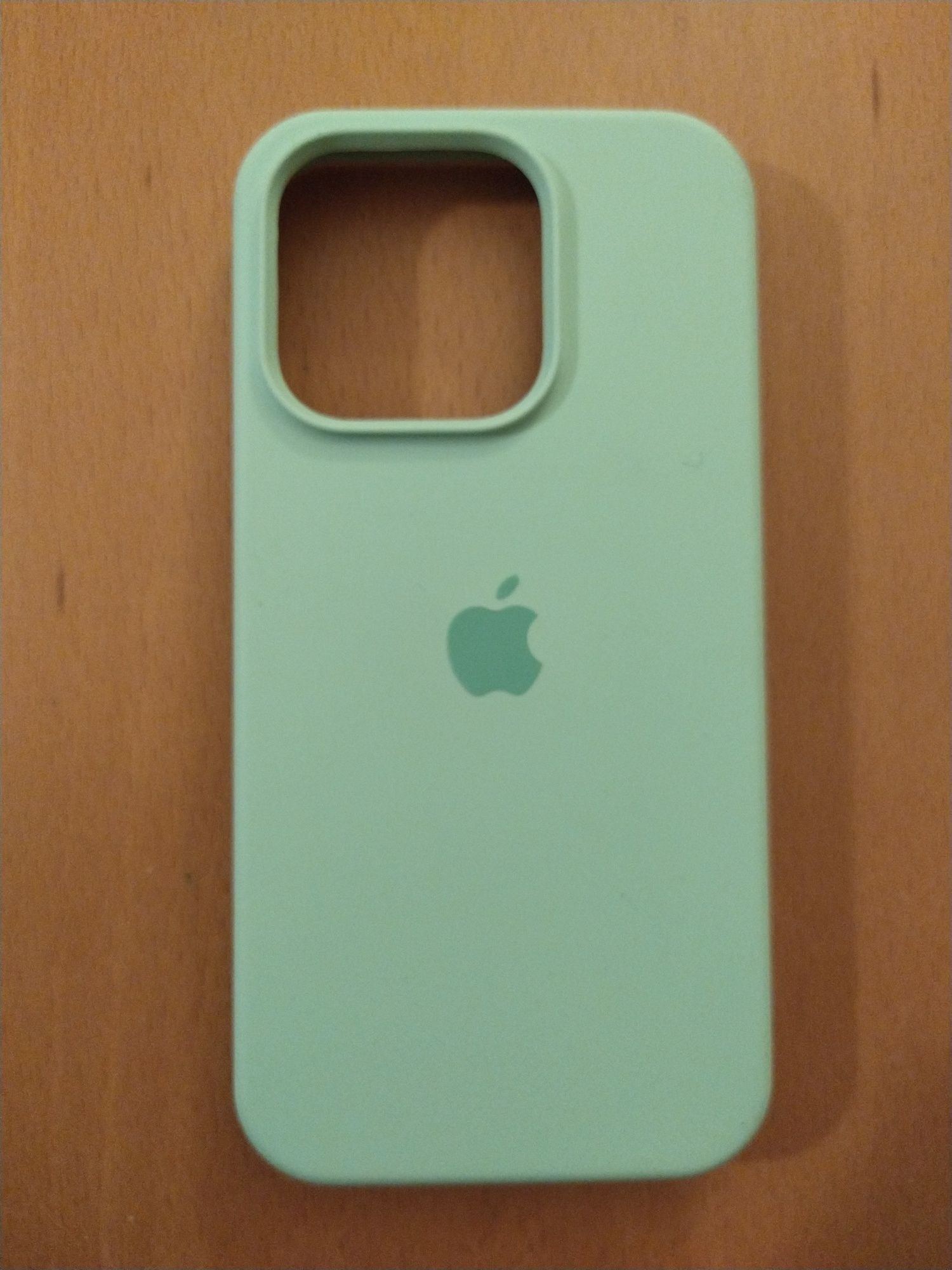 Capa em Silicone Apple com MagSafe para iPhone 15 Pro - Soft Mint
