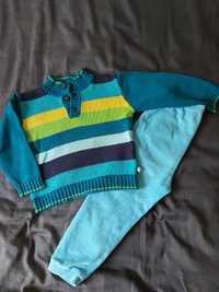 Komplet zestaw sweter + spodnie dresy niebieskie dla chłopca roz 92/98