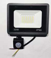 Nowy naświetlacz lampa LED IP66 30W czujnik ruchu barwa biała ciepła