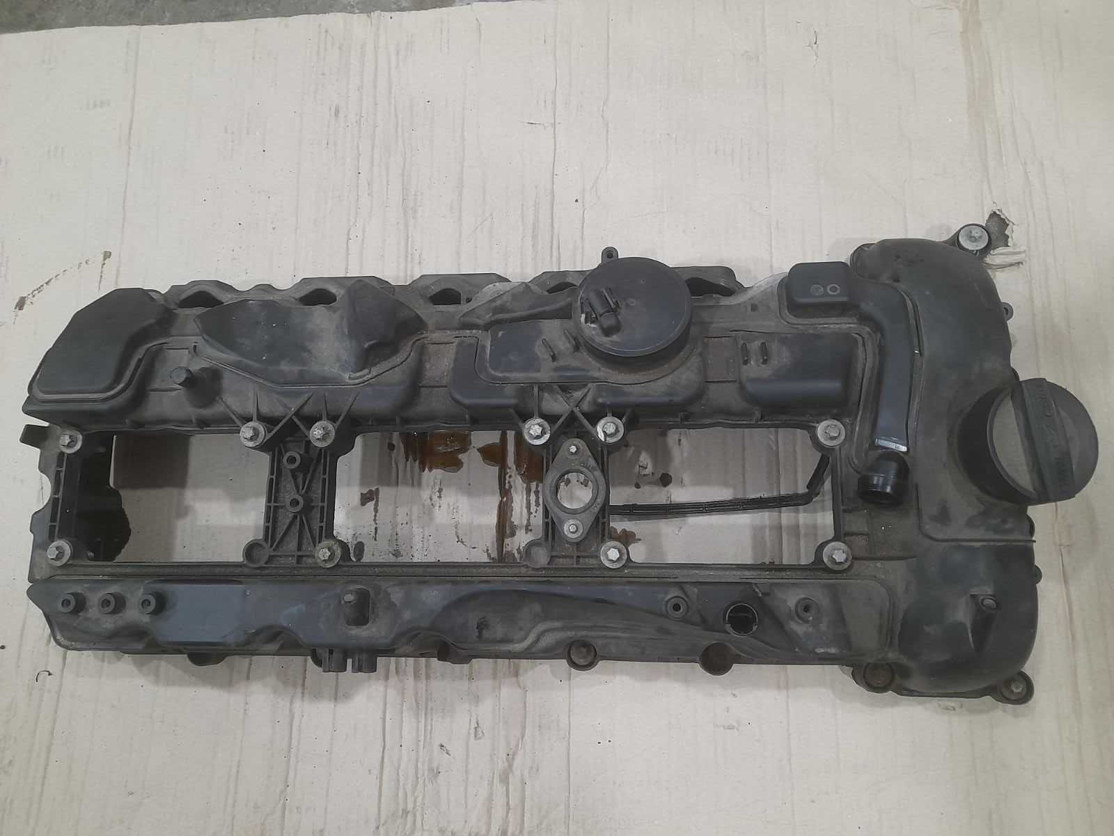 Клапанная крышка BMW N55 O.E:11127570292, Крышка клапанов