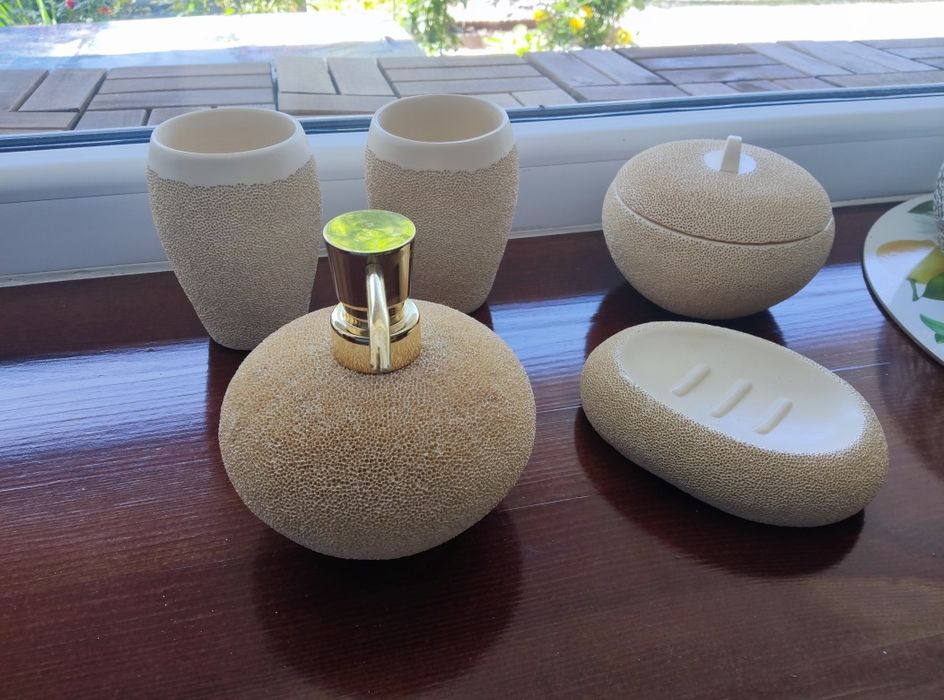 Zestaw łazienkowy  50,00