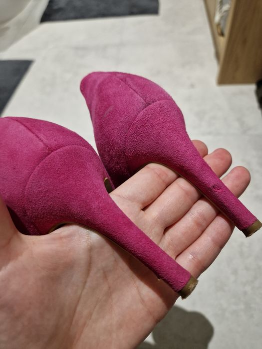 Szpilki Wojas fuksja rozmiar 39 zamsz skóra