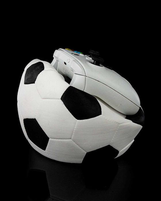 GOAL! Get It! Unikatowy Uchwyt na Kontroler w Kształcie Piłki Nożnej!