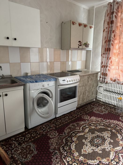 Продается 1 комн квартира , жм Парус, ул Гидропарковая  17