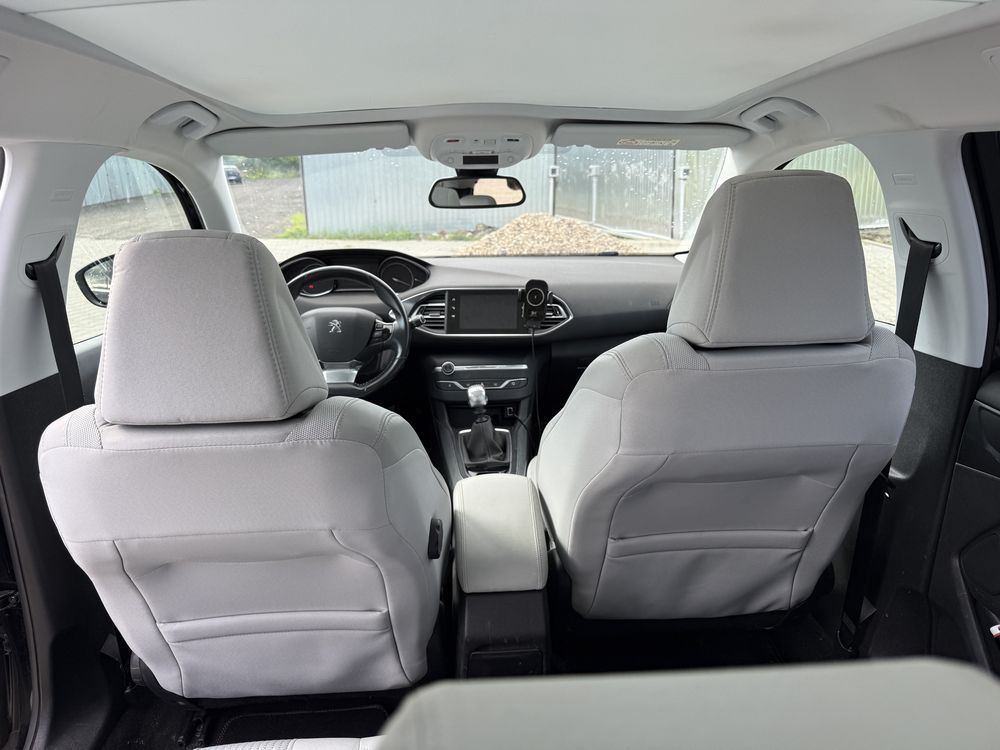 Auto osobowe peugot 308