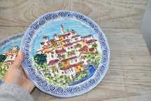 Prato vintage de loiça de pintado à mão - artigo de coleção