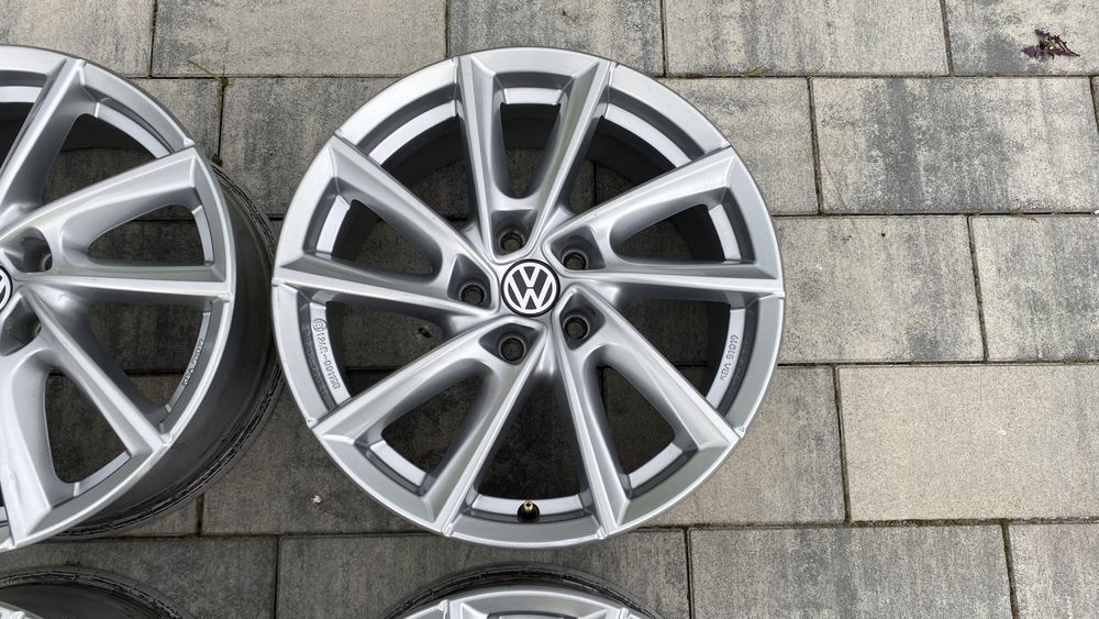 Felgi aluminiowe Borbet do VW 5x112 17 cali Passat Tiguan T-Roc