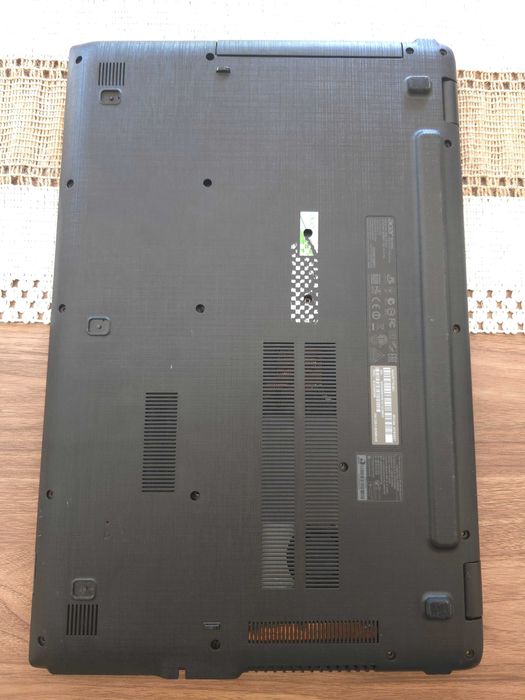Computador portátil Acer aspire E 17/I5