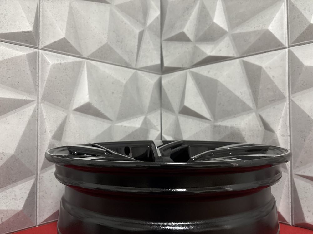 NOWE Felgi Koła 18" 5x112 AUDI RS • • PIĘKNE • •