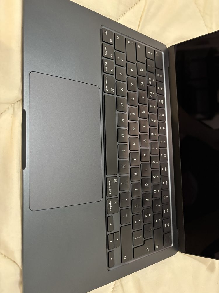 MacBook Air M2 13” 2022