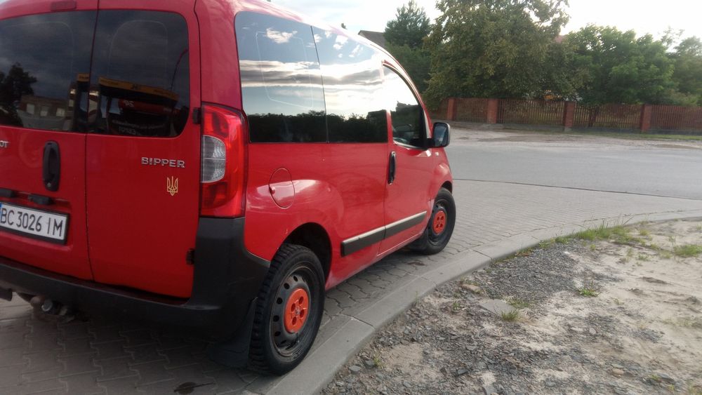 Авто для малого бізнесу та дешевого пересування.