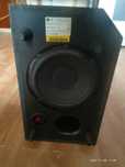 subwoofer i 4  głośniki  stan  dobry