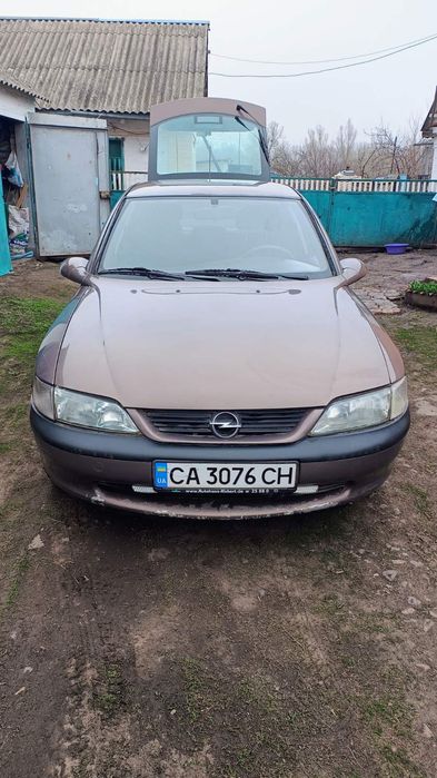 Opel Vectra b, Опель Вектра Б, 1.6 газ, бензин