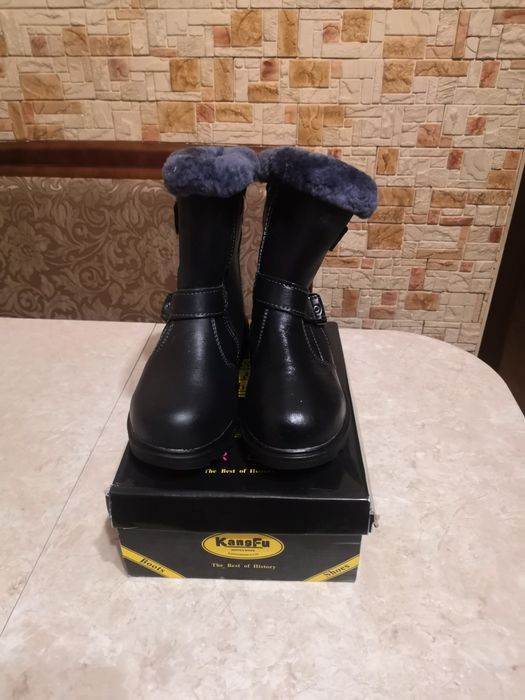 Зимові з НАТУРАЛЬНОЇ  кожи і ОВЧИНИ  дитячі сапоги Дешего!!!