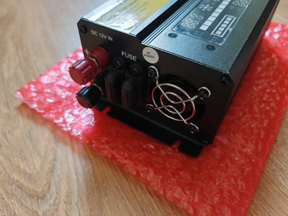 Інвертор 300 W 12 v для холодильника та інших побутових приладів